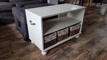 Wit tv meubel aangeboden