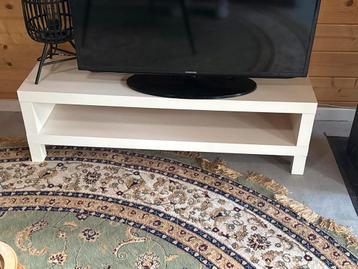 GRATIS IKEA TV meubel - 1.20m lang, 35cm breed