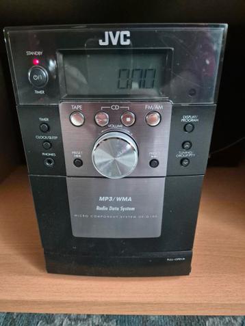 JVC radio met boxen (defect) - gratis af te halen