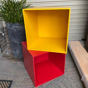 2 houten boxen 40x40x40cm - Gratis af te halen Doetinchem