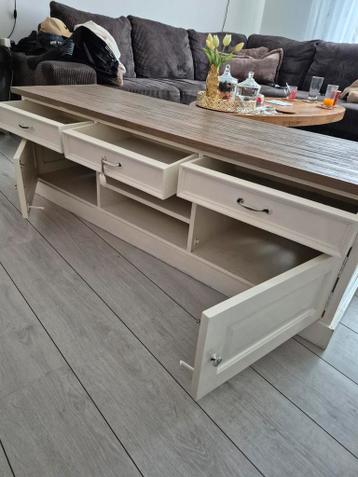 Gratis TV meubel 160x50x50 cm