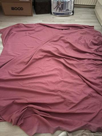 Mooie roze gordijnen, perfect voor elke kamer