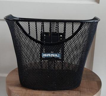 Basil fietsmand zwart metaal in hoogte verstelbaar