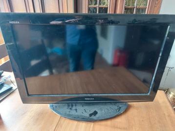 Toshiba TV 80x57
