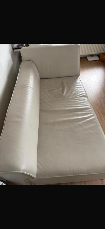 Moderne leren chaise longue van WONEL DESIGN