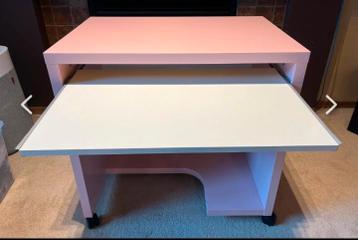 Roze Ikea bureautje - Gratis op te halen