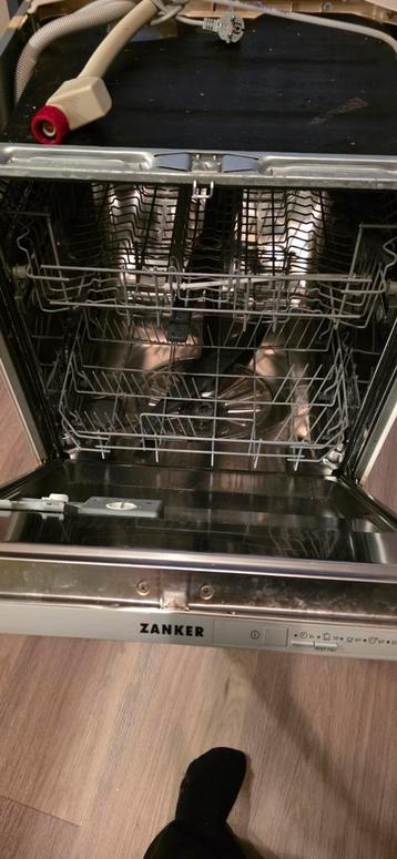 Defecte inbouwvaatwasser - Voor reparatie of onderdelen