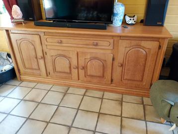 Gratis! Massief lichteiken dressoir