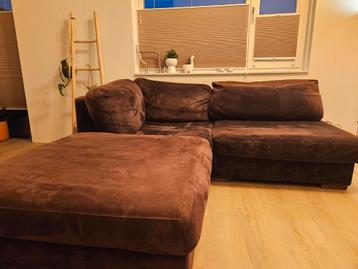 Donkerbruine hoekbank gratis ophalen