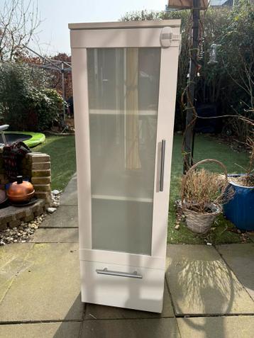 Gratis badkamerkastje