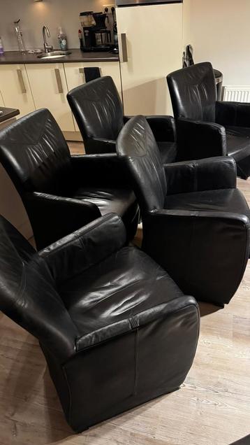 5 zwarte leren eetkamerstoelen - gratis af te halen