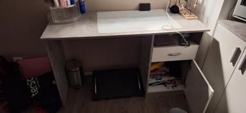 Compact bureau met lade en kastje - Ideaal voor thuiswerk