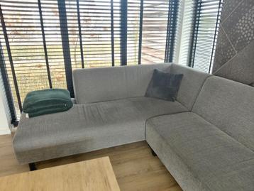 Gratis ophalen hoekbank in goede staat, vlekvrij
