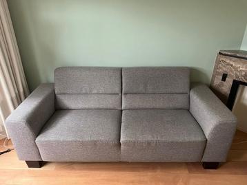 FREE / GRATIS - grijze bank