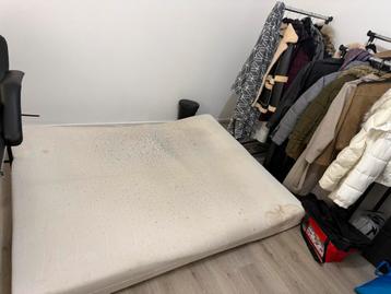 Gebruikte maatras 160x200 gratis af te halen in Enschede