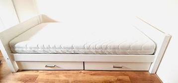 Gratis eenpersoonsbed met lades!