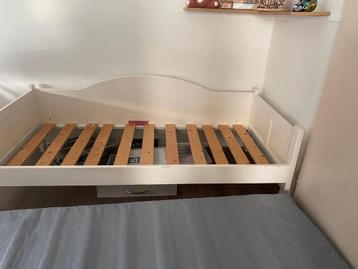 Houten 1 persoonsbed