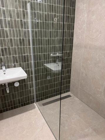 Douchescherm (vaste wand) merk Van Rijn (108 x 200 cm)