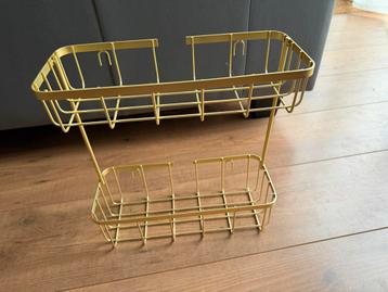 Goudkleurig rekje badkamer