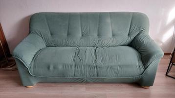 Gratis 3zits en 2zits bank groen