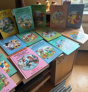 GRATIS GRATIS Disney,s wereldclub boekjes