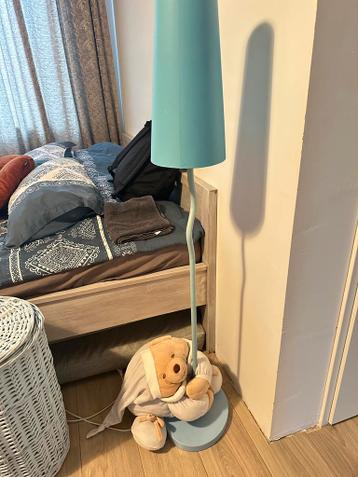 Stijlvolle staande lamp met uniek design