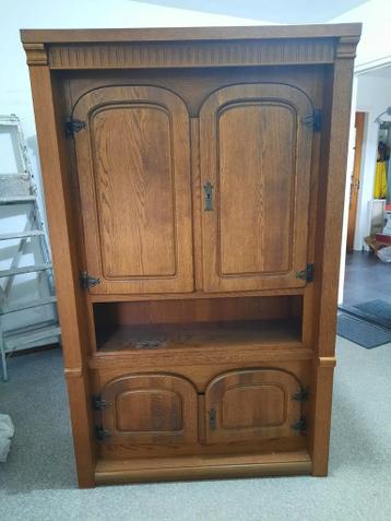 Eiken kast 184 hoog 114 breed