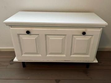 Wit houten kastje met klep - GRATIS afhalen