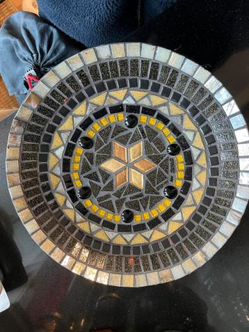 Zelfgemaakte schaal mozaïek