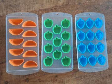 Gratis ijsblokjesvormen in de vorm van fruit