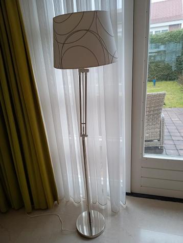 Buigbare sta lamp met kap