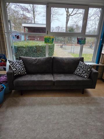 GRATIS NETTE 3 PERSOONS BANK.