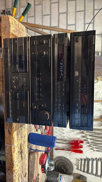 Kenwood stereo set