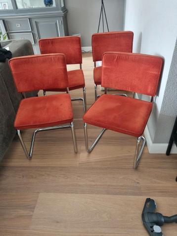 4 eetkamerstoelen oranje