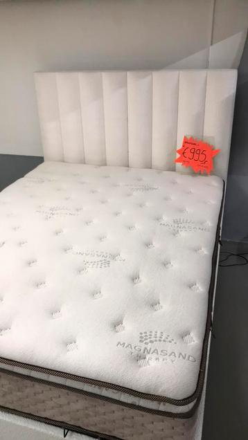 Showmodellen uitverkoop.