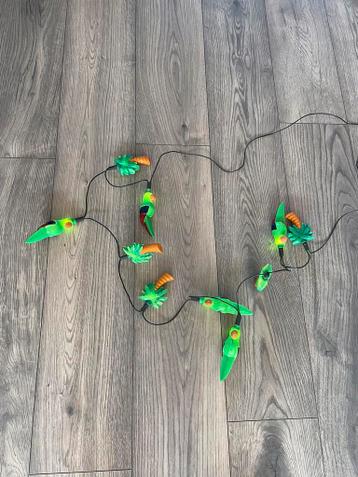 Gratis: Snoer Papegaai met Palmboom Lampjes/ 1 lampje kapot