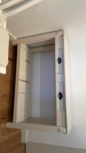 Gratis op te halen Sidetable