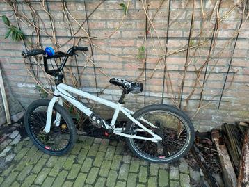 Stunt kinderfiets - Wit, 20 inch, met voetsteunen