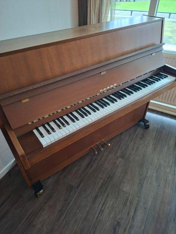 Eazer piano gratis af te halen, moet weg