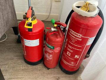 3 brandblussers. Gratis ophalen.
