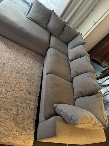 Ruime stoffen hoekbank - 230x280x98cm - Af te halen eind maa