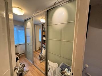 Inbouwkast met schuifdeuren - gratis!