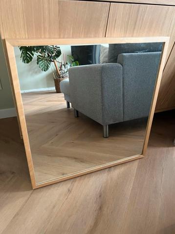 Gratis af te halen spiegel - 8 jaar oud, nog erg netjes