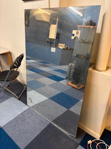 Spiegel (groot & gratis)