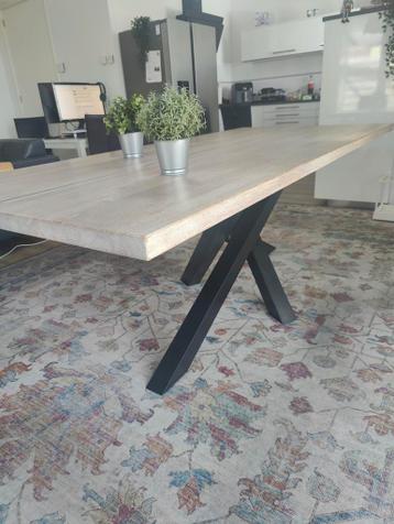 GRATIS Eiken Eettafel Tafel 220x100cm matrix poot