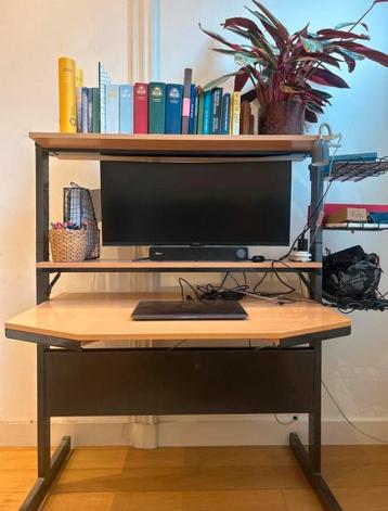 Ikea Jerker bureau Gratis gedemonteerd