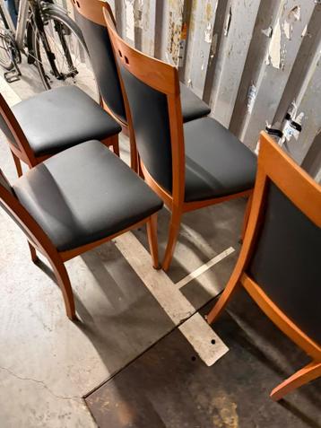 Stoelen gratis, 7 gratis stoelen