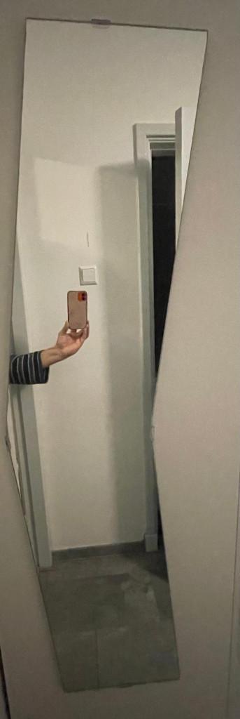 Gratis zware staande wandspiegel