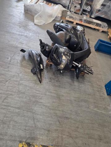 Gratis scooter voor onderdelen - Explorer