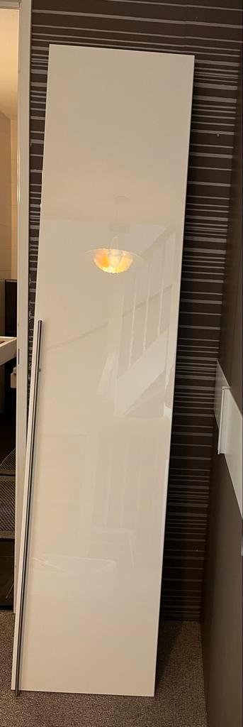 Gratis Hülsta onderdelen: deur, lades en planken